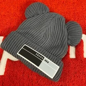 isecai Whimgy Beanie Gray×Pink Whimgy Beanie Gray×Pink 優しいピンクと落ち着いたグレーが魅力
